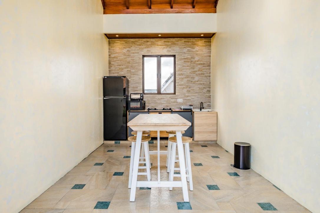 Apartamento Ellisani Bali Canggu Habitación foto
