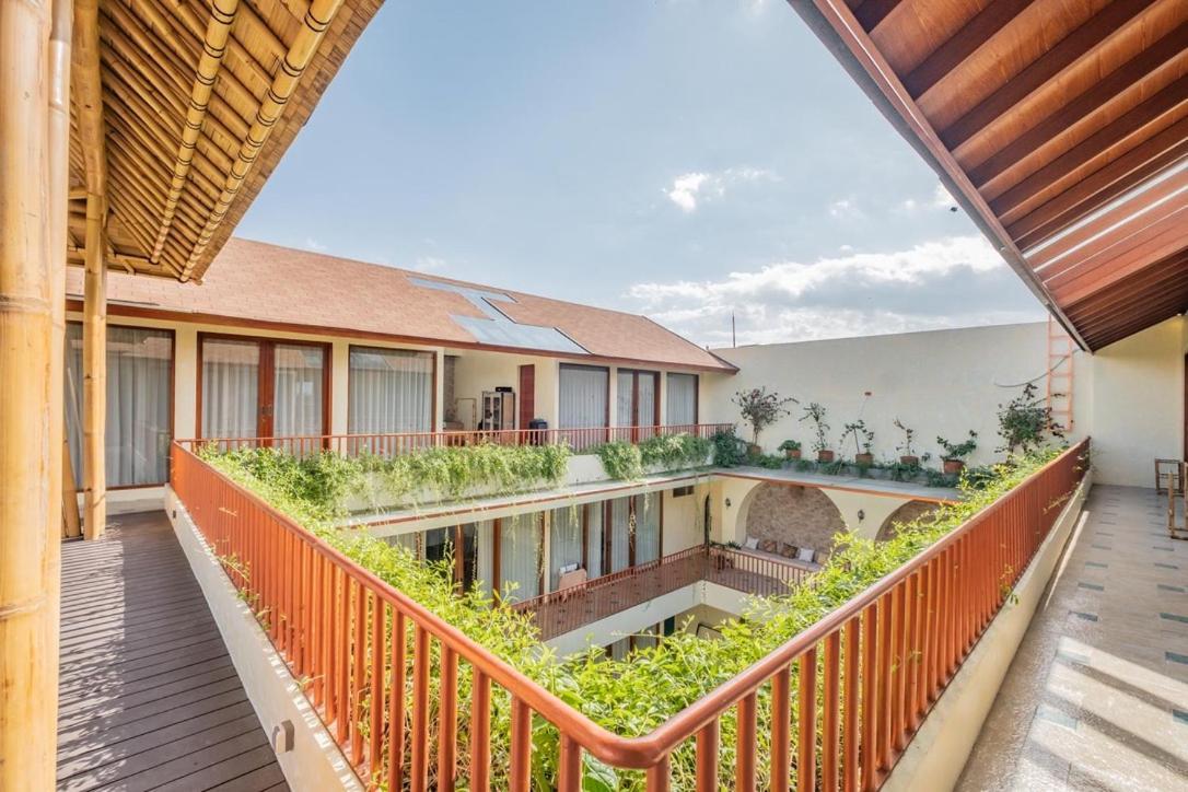 Apartamento Ellisani Bali Canggu Exterior foto
