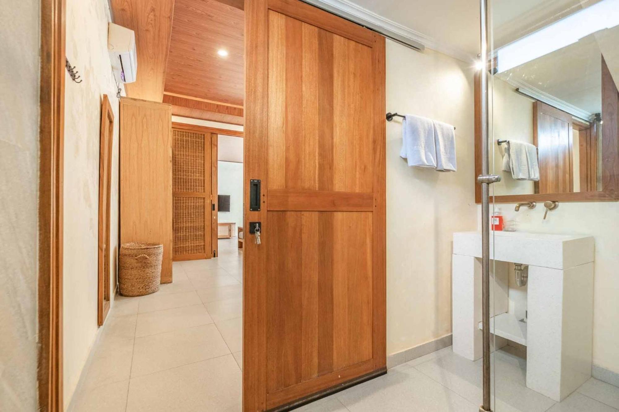 Apartamento Ellisani Bali Canggu Habitación foto